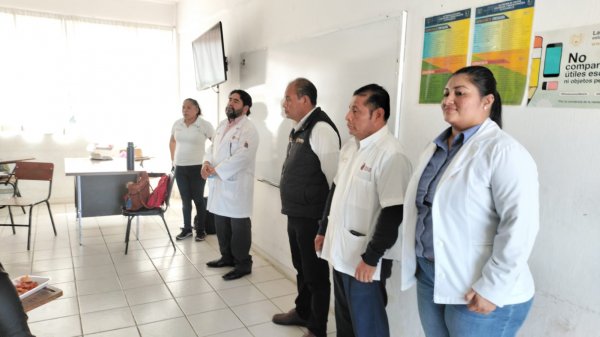 Secretaria de Salud Imparte Plática sobre Uso Correcto del Condón en el Marco del Día del Condón en Campus VII Pichucalco de la UNACH