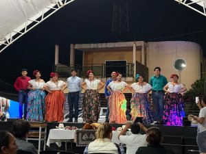 Ballet Folclórico Ocelotes del Campus VII Pichucalco brilla en la Feria de Ixtapangajoya