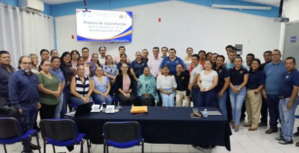 Personal Docente y administrativo de la ECA Campus VII respaldan continuidad del rector Oswaldo Chacón Rojas