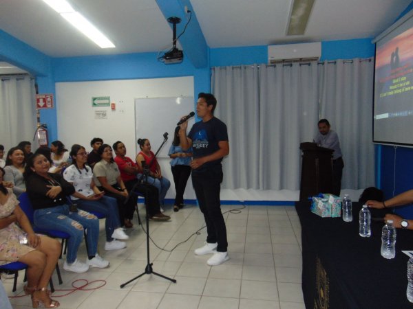 Éxito Musical: Primer Karaoke Universitario en la Escuela de Contaduría y Administración Campus VII Pichucalco