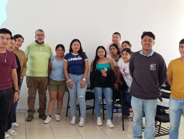 Docentes tutores y estudiantes fortalecen la educación integral en la Jornada Tutorial 2025 del Campus VII Pichucalco