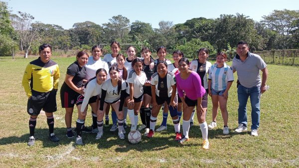 Encuentros Deportivos entre Estudiantes de UNACH y COBACH Preparan para INTERCOBACH 2024