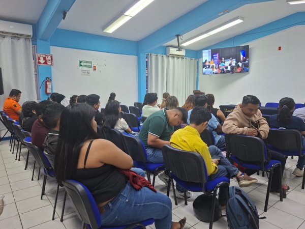 ECA Campus VII fomenta la participación estudiantil en conversatorio sobre liderazgo y derechos político-electorales