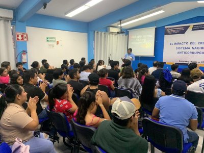 Fortalecen conciencia social y académica con conferencia sobre el Sistema Nacional Anticorrupción en la Escuela de Contaduría y Administración Campus VII Pichucalco
