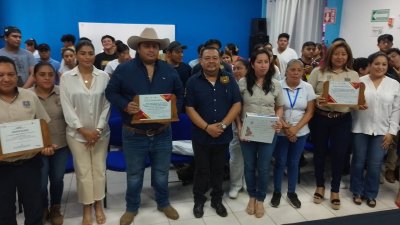 UNACH Campus VII recibe Certificación de Entorno Laboral Saludable en ceremonia presidida por autoridades y distinguidos invitados