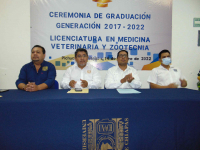 Asiste Director de Campus VII Pichucalco, a Ceremonia de Graduación de Medicina Veterinaria y Zootecnia